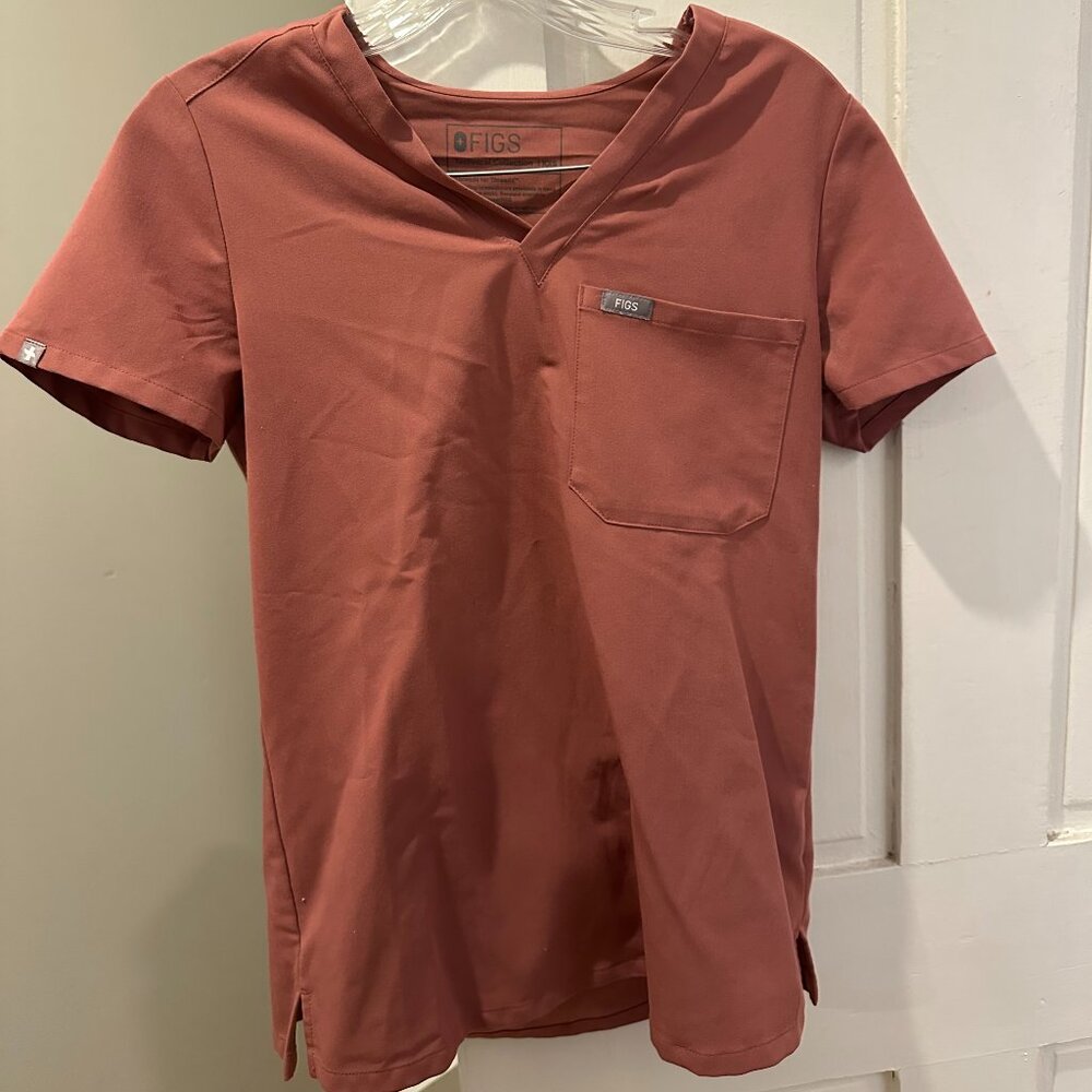 FIGS Catarina 1 Pocket Scrub Top